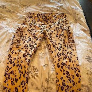 Fabletics power hold leggings large